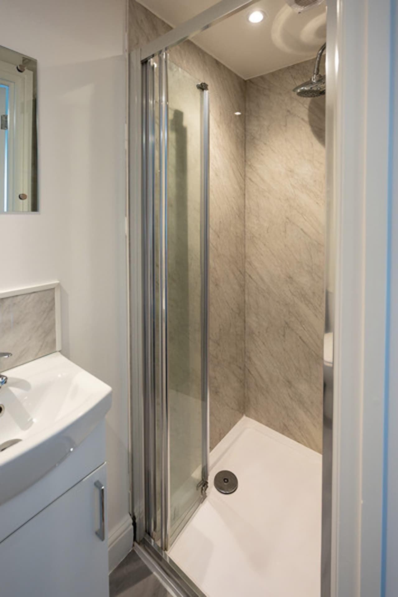 Avenue Terrace (A), Lincoln, LN1 - 10